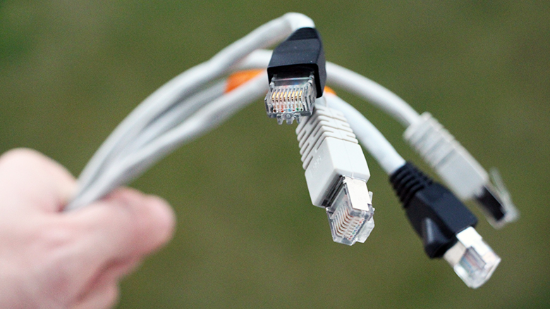 Alle Daten gleich? Die einst quicklebendige Netzneutralität welkt in der EU und den USA dahin. © Jakob Steinschaden