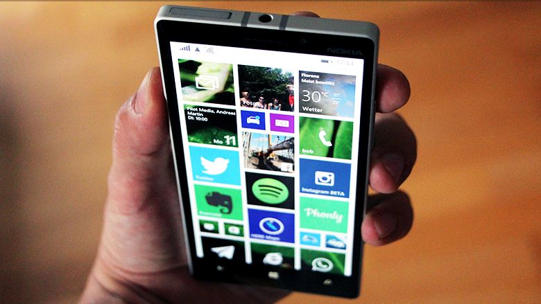 Das Nokia Lumia 930 - das wohl letzte Smartphone, das auch den Namen Nokia trägt. © Jakob Steinschaden